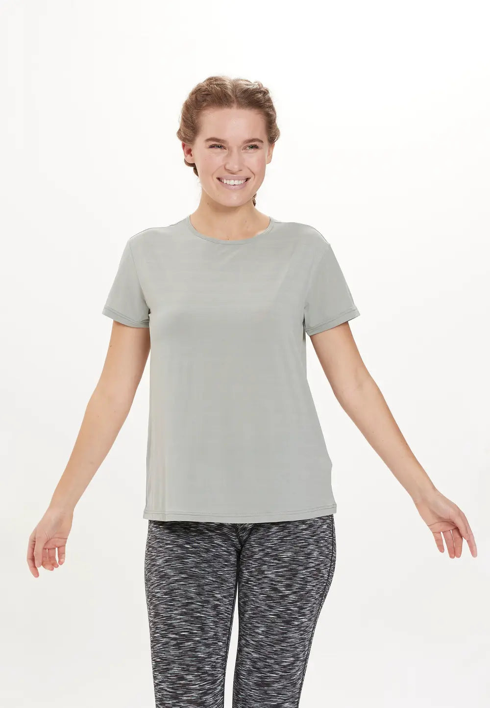 Lizzy Yoga T-Shirt